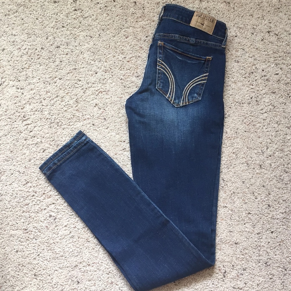 Hollister Dark Wash Skinny Jeans 3R